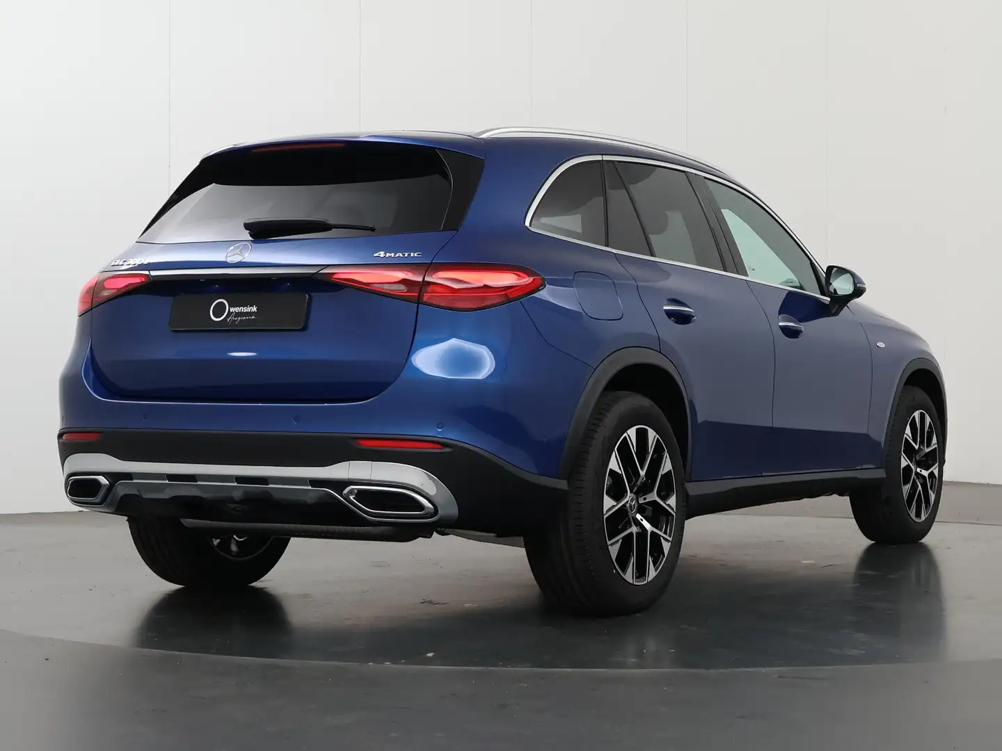 Mercedes-Benz GLC 300 300e 4MATIC Luxury Line | Panoramadak | Trekhaak | Bleu - 2