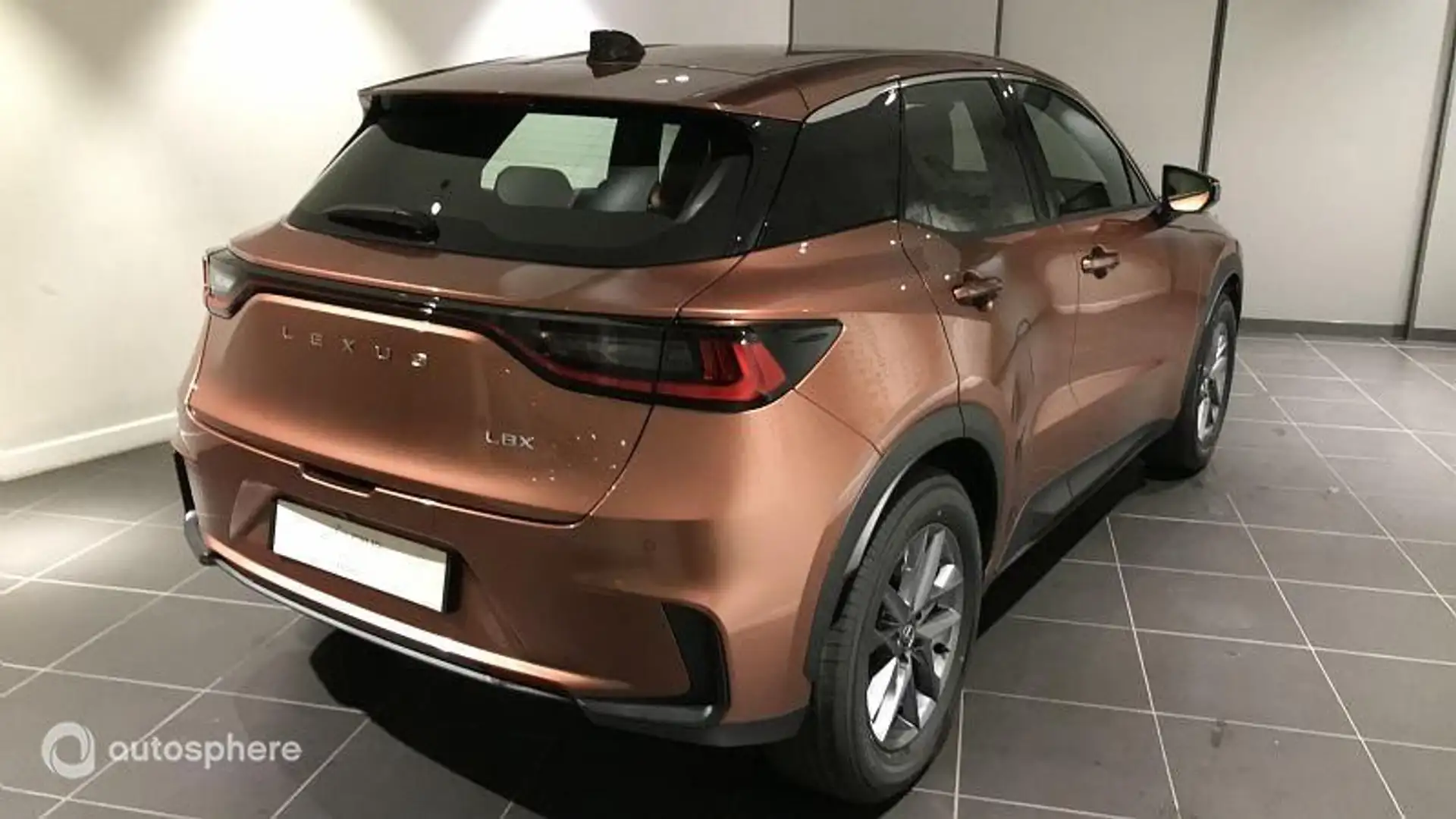 Lexus LBX 1.5 136ch Business Plus 2WD - 2