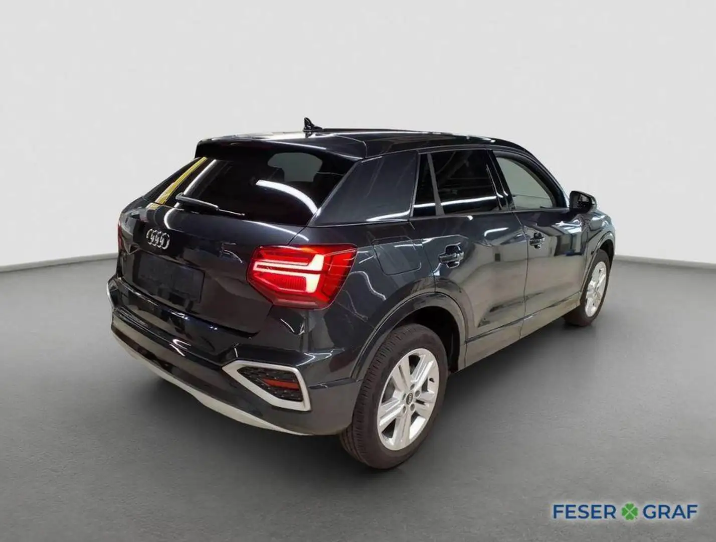 Audi Q2 35 TFSI Pano-AHK-Matrix-Kamera Grau - 2