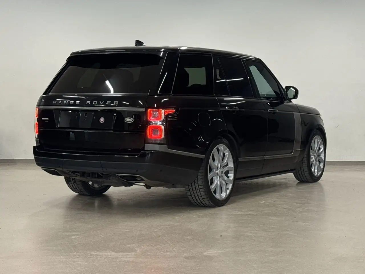 Land Rover Range Rover снимка Land Rover Range Rover