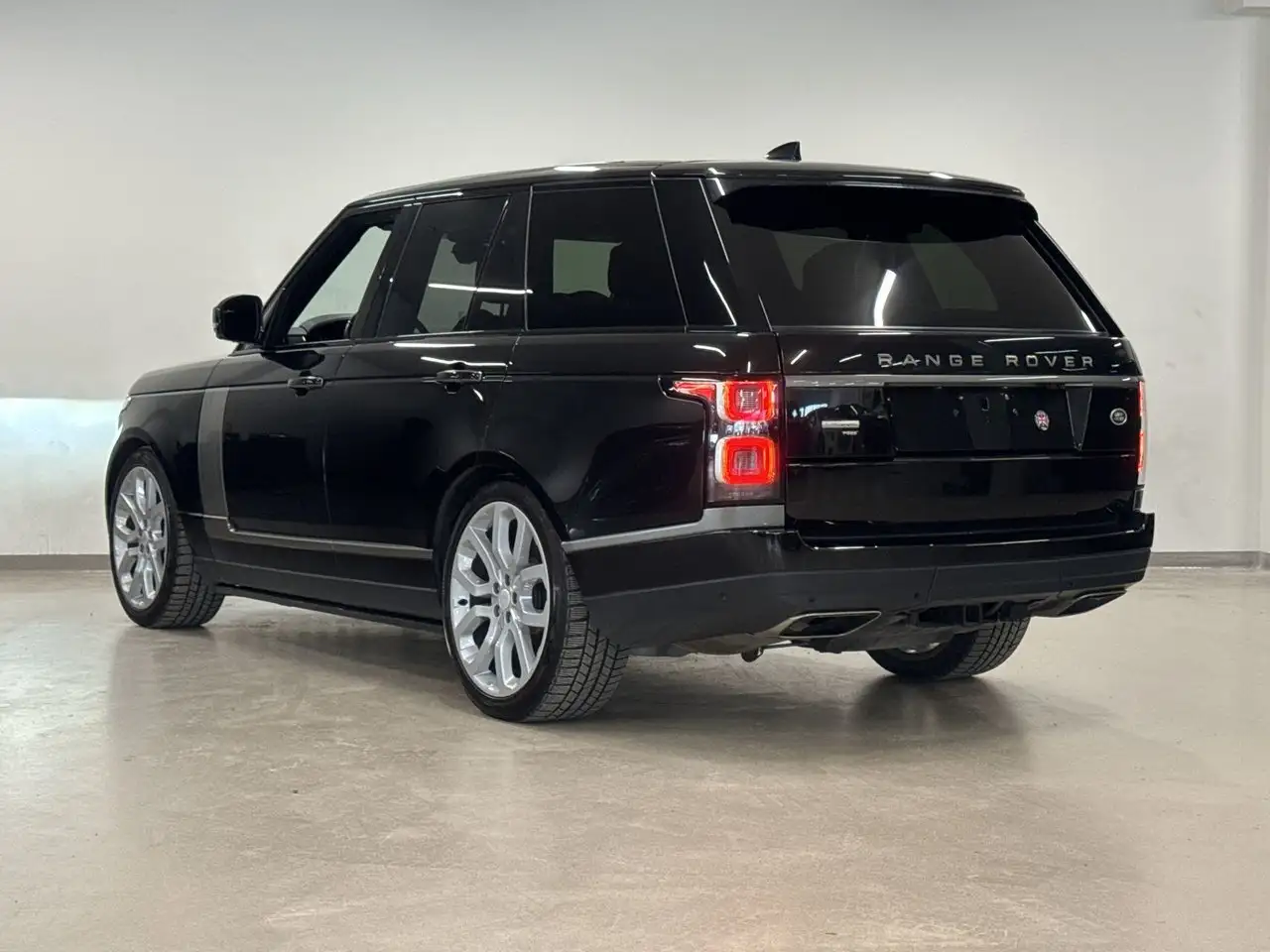 Land Rover Range Rover снимка Land Rover Range Rover
