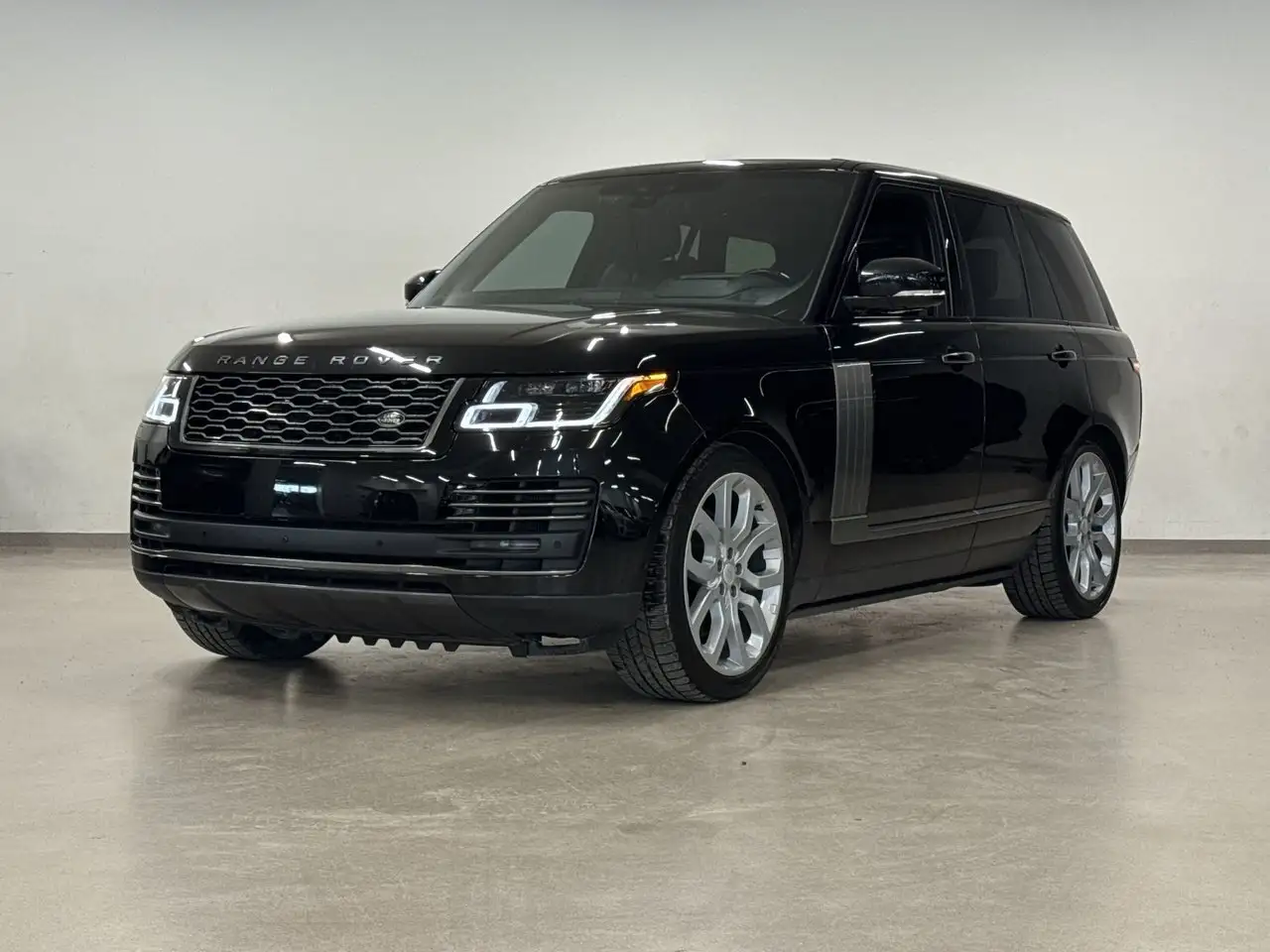 Land Rover Range Rover снимка Land Rover Range Rover