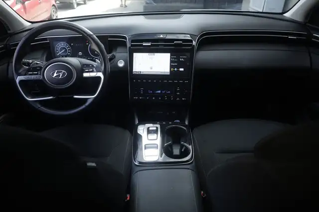 Hyundai Tucson view 2