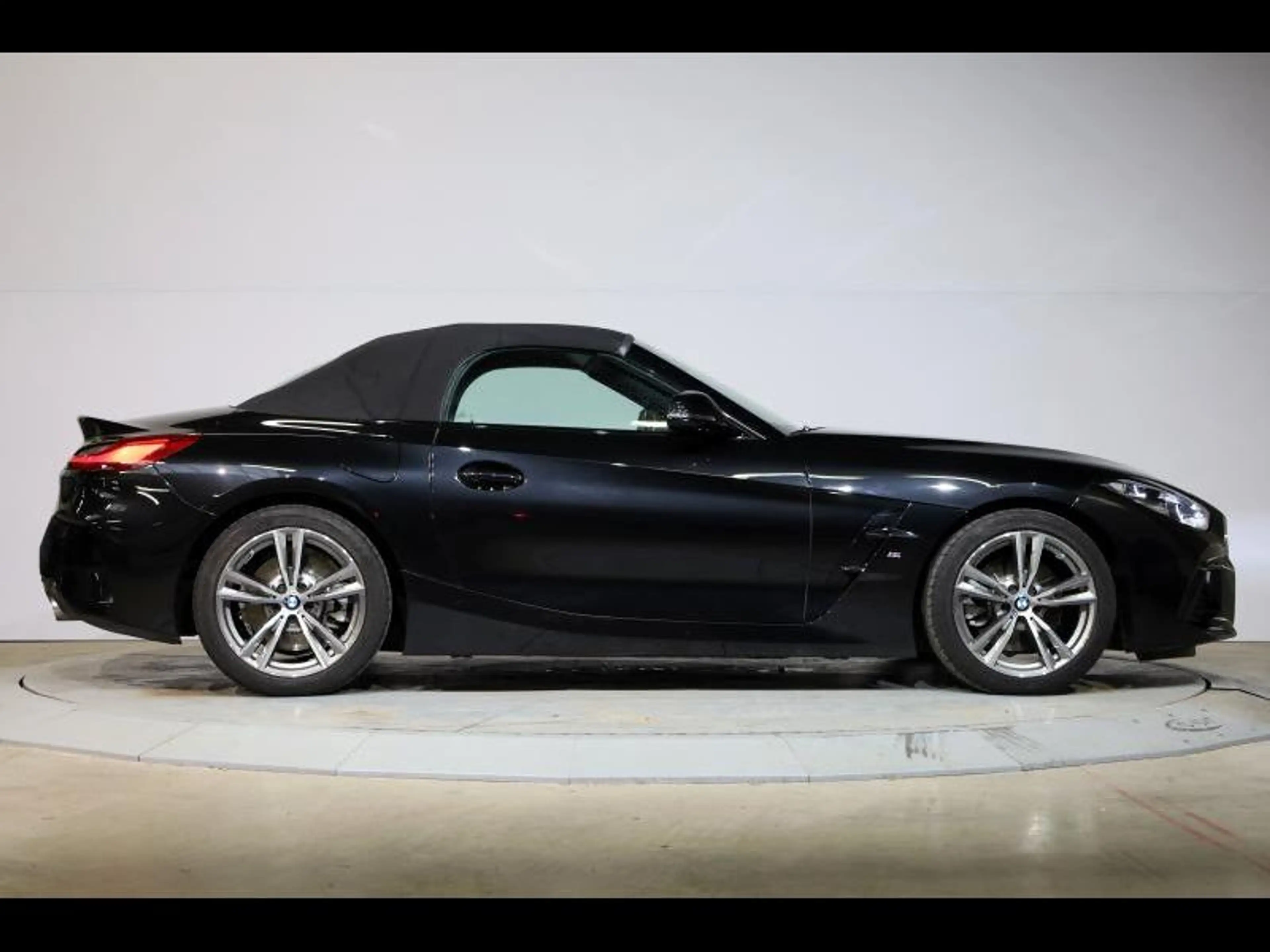 BMW Z4 sDrive20i Kit M Sport — photo 7