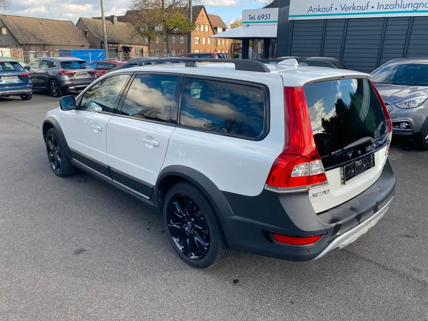 Volvo XC70 D 4 Linje Svart AWD Weiß - 2