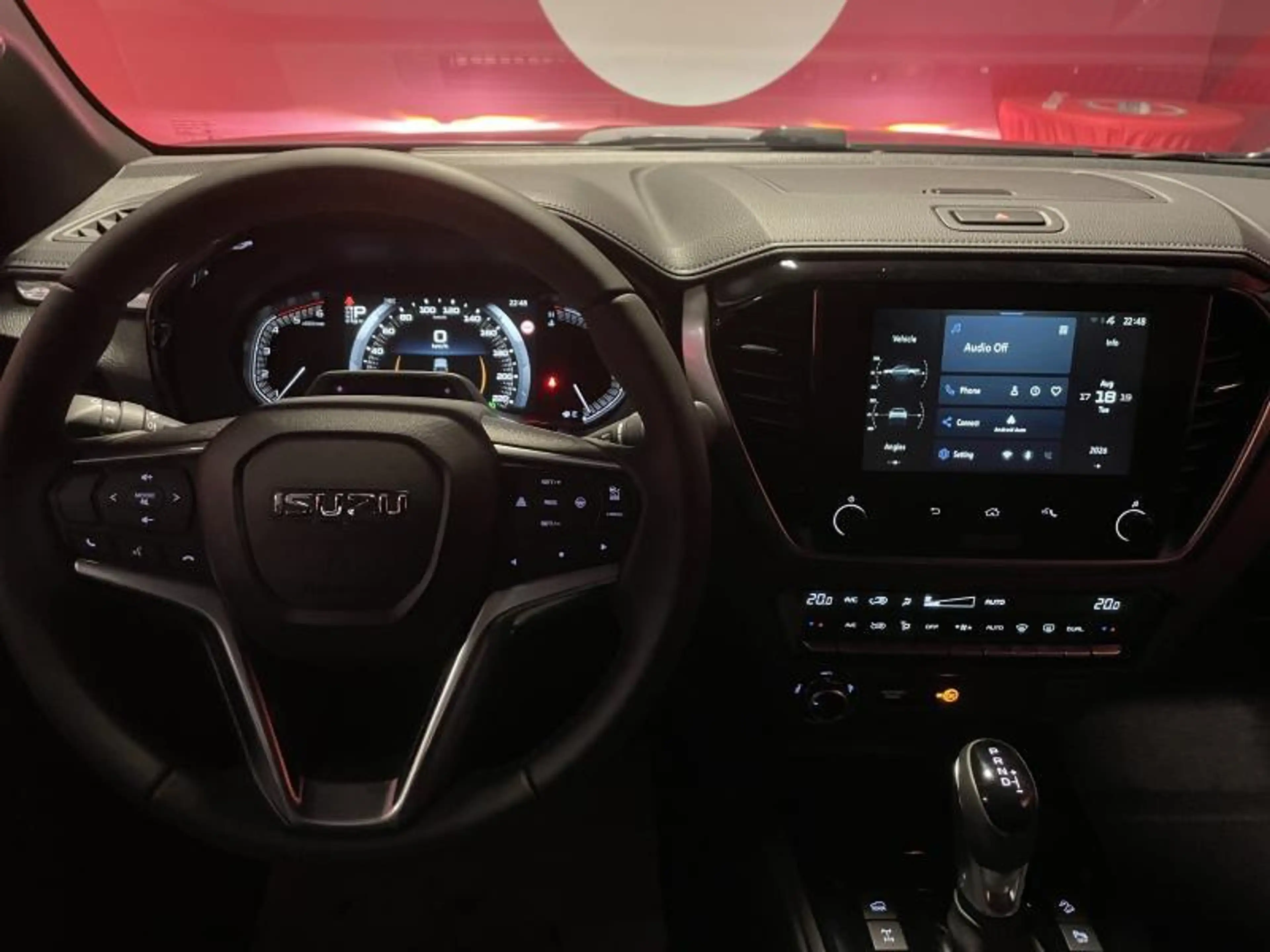 Isuzu D-Max LSX + Hardtop — photo 15