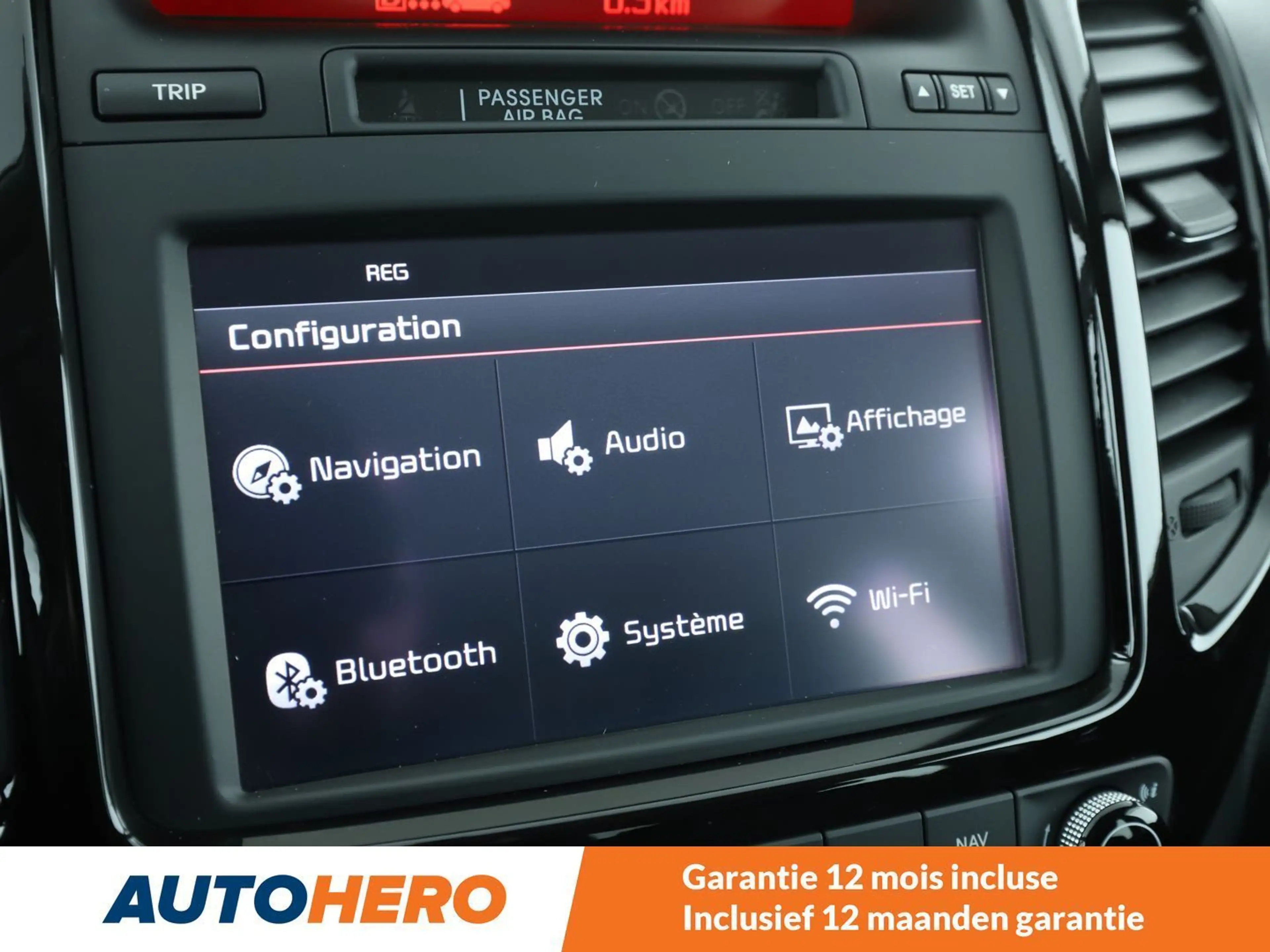 Kia Venga 1.4 Dream Team — photo 11