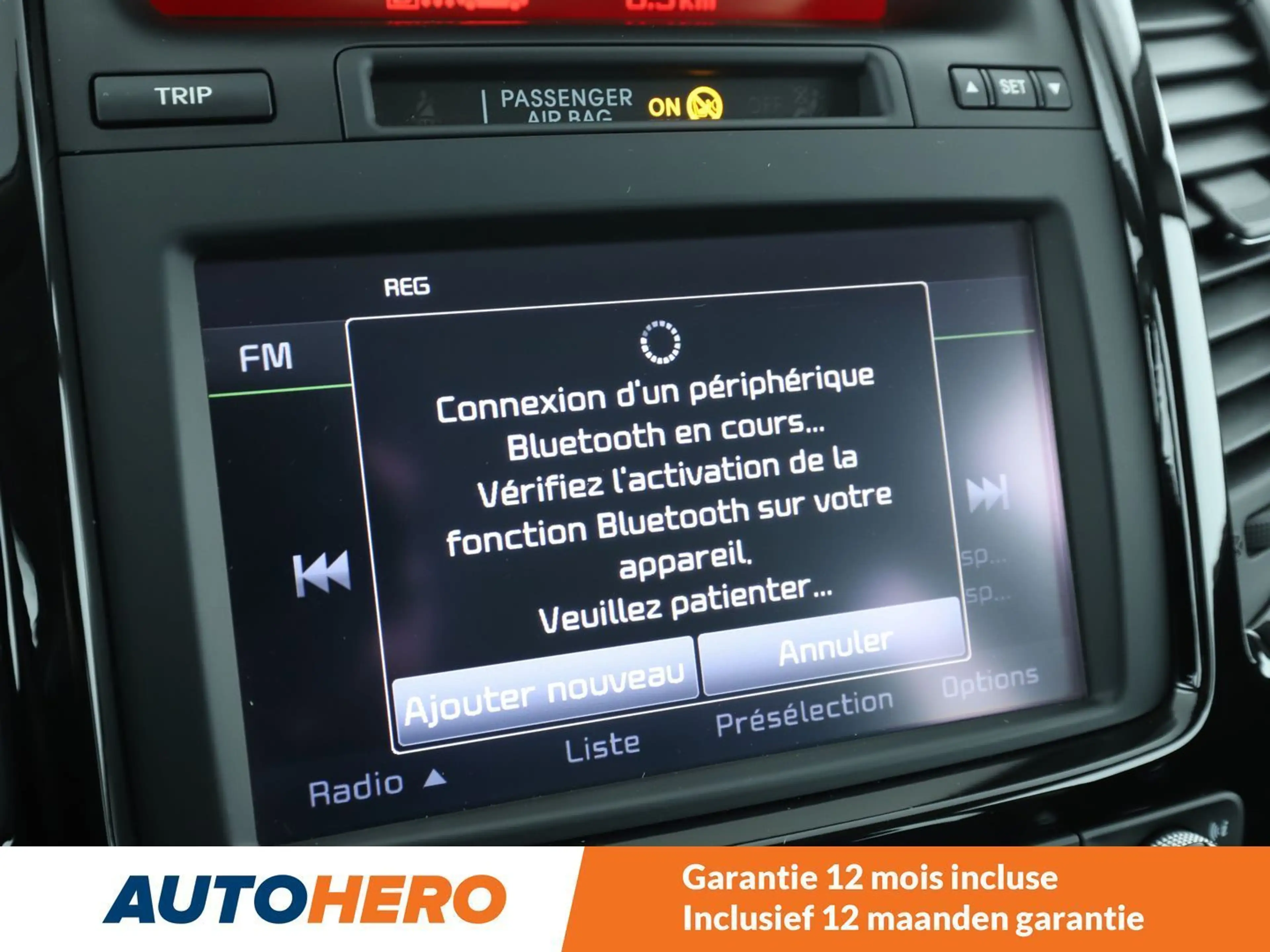 Kia Venga 1.4 Dream Team — photo 9