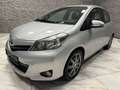 Toyota Yaris 1,33 dVVT-i Life **93.816km** Zilver - thumbnail 3