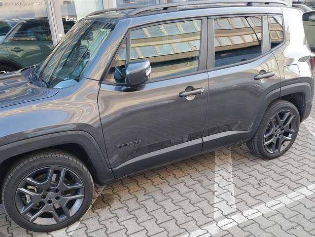 Imagine Jeep Renegade Renegade Plug-in Hybrid 1.3 T-GDI 4xe S