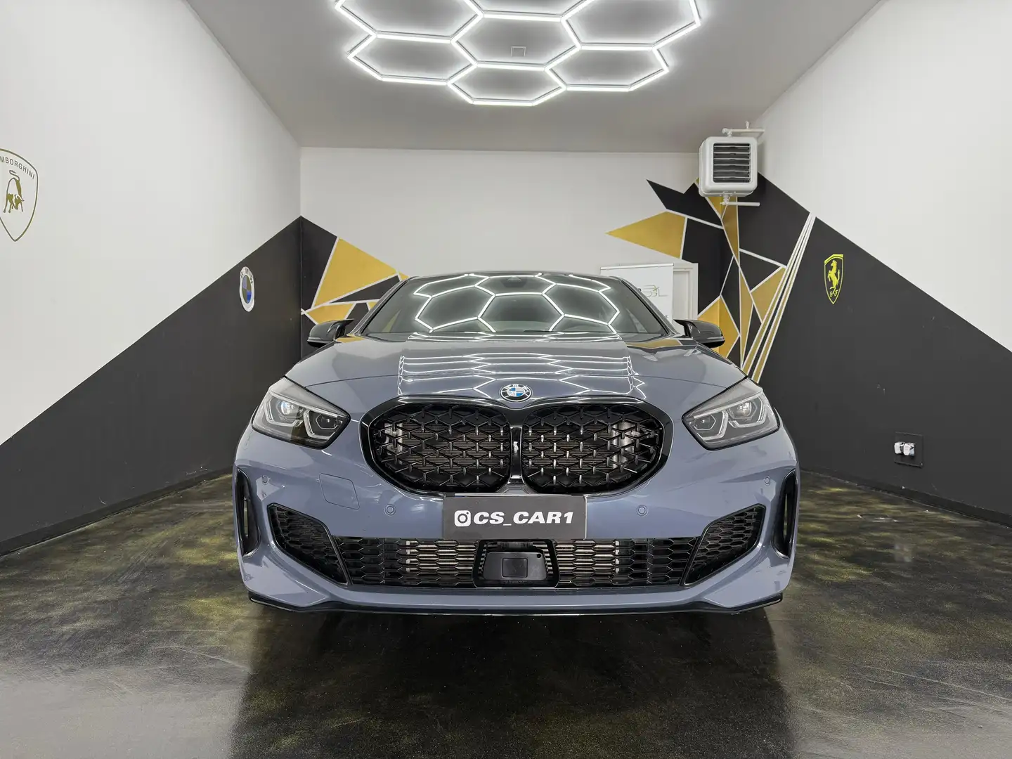 BMW 135 M 135i xDrive Black Pack - GARANZIA BMW 2026 Grijs - 2