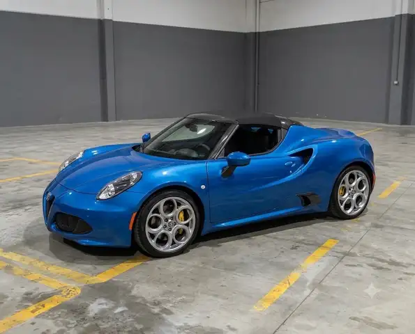 Alfa Romeo 4C 4C Spider 1750 tbi Italia 240cv tct Numerata