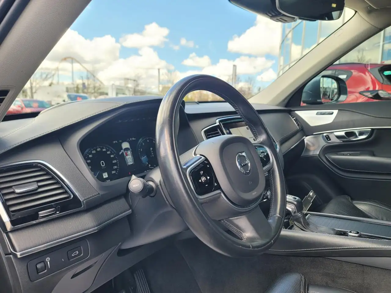 Volvo XC90 снимка Volvo XC90