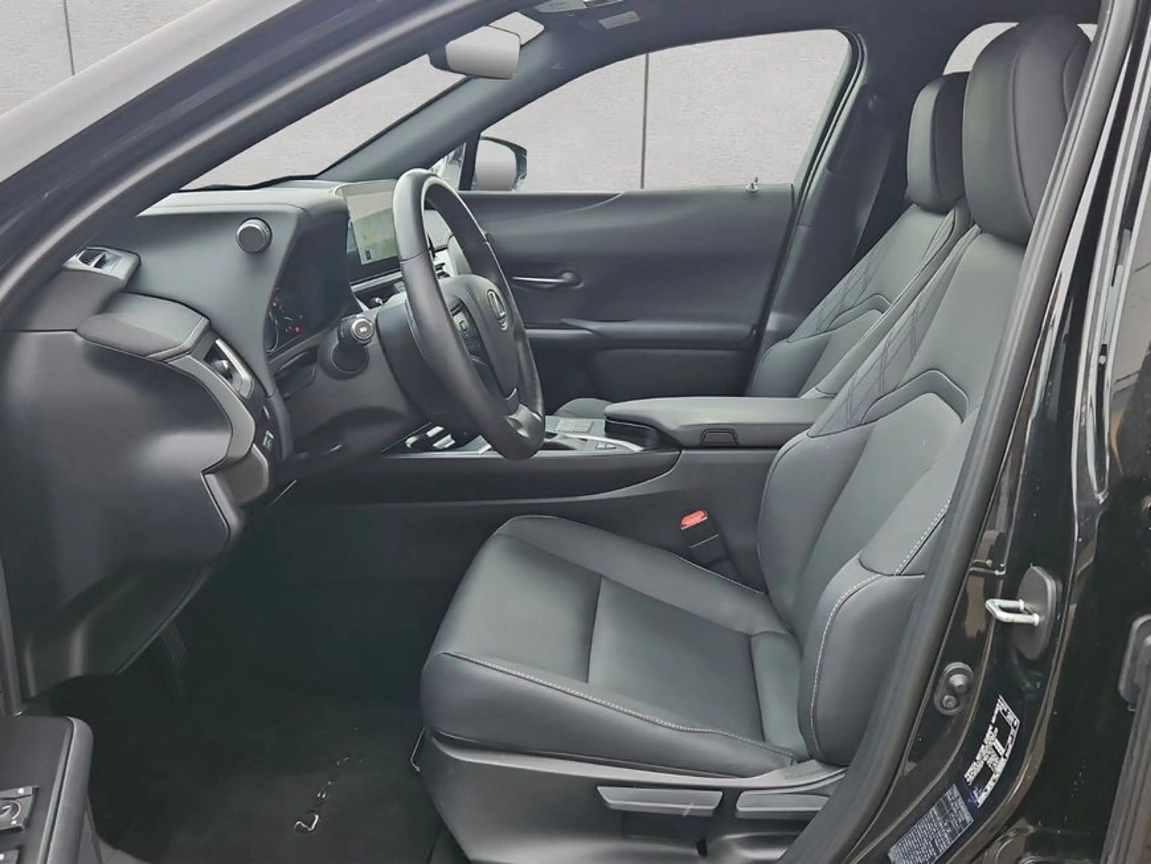 Lexus UX 250h 250h F-Sport Design — photo 7