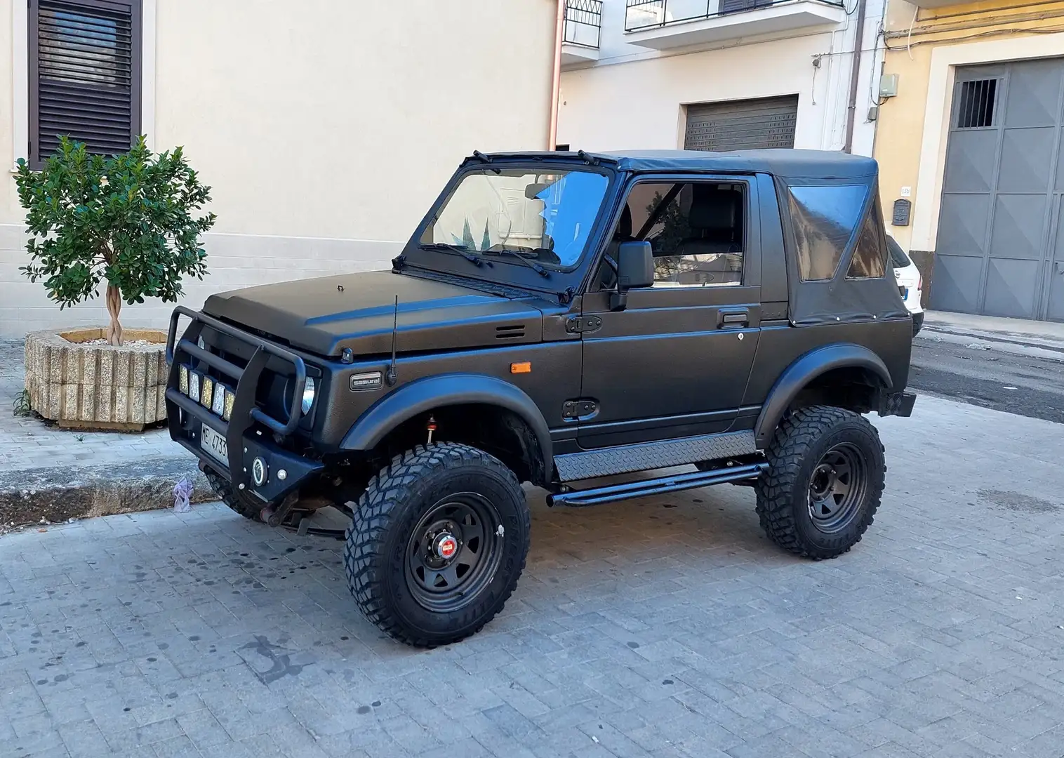 Suzuki SJ Samurai - 2