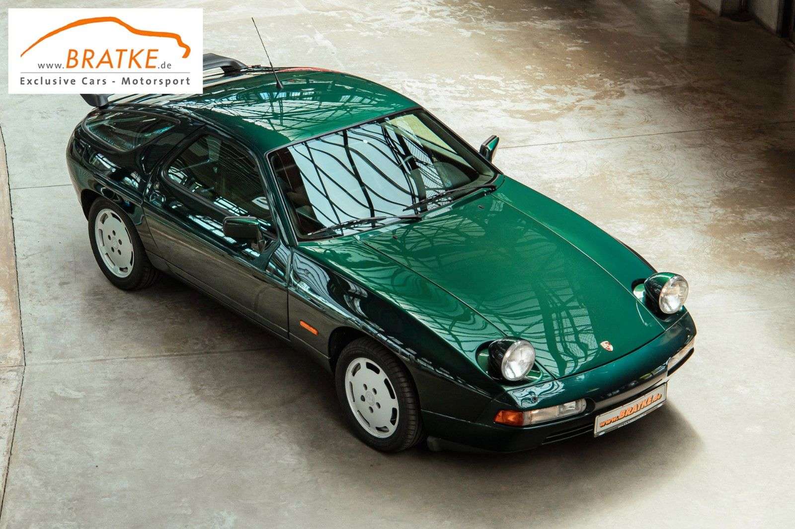 Second hand Porsche 928 5.0