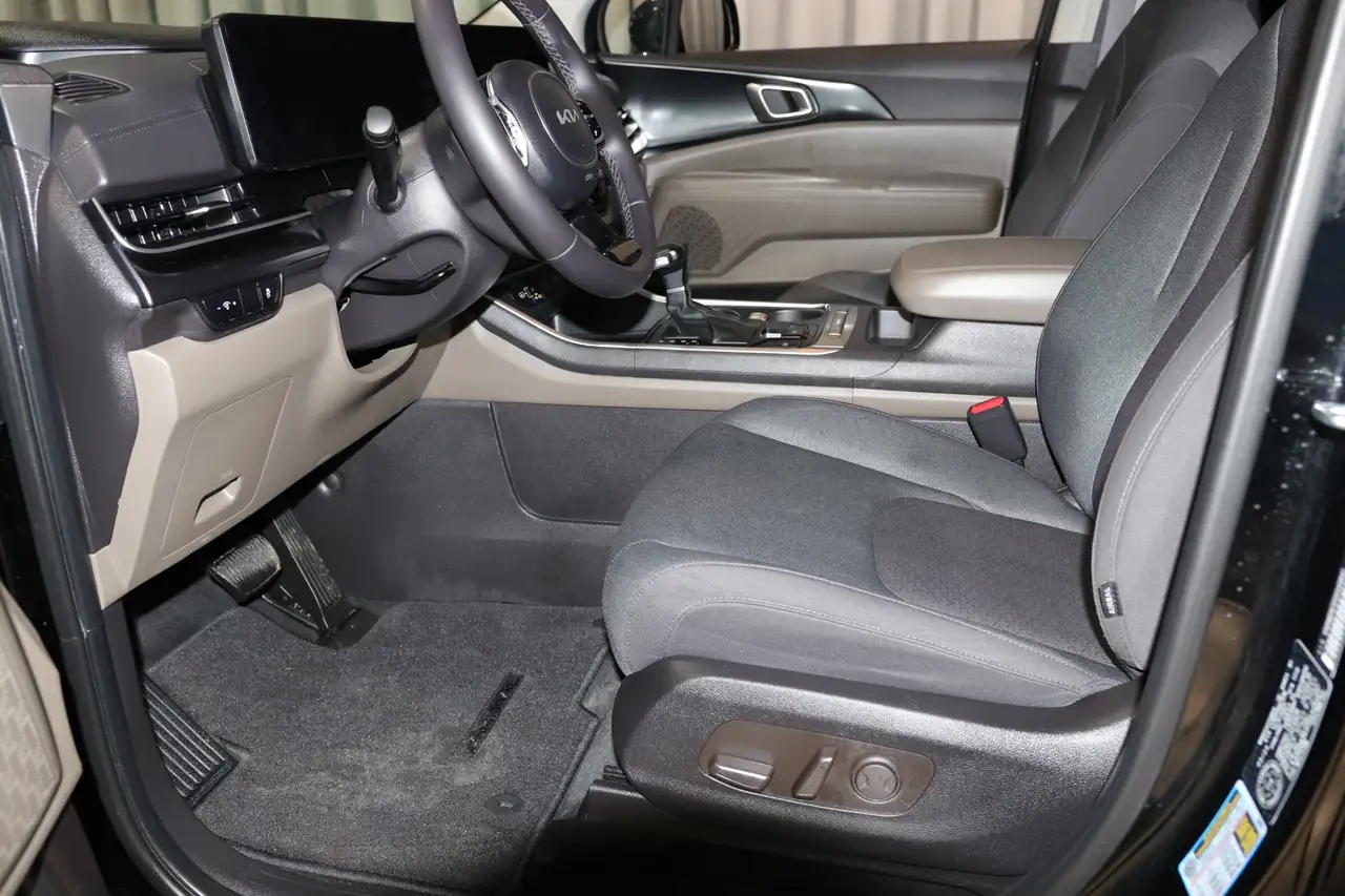 Kia Carnival fotografie Kia Carnival