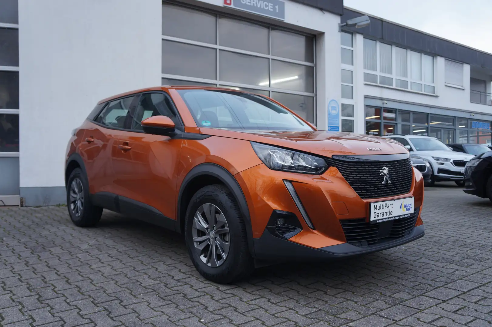 Peugeot 2008 2008 Active *LED*KAMERA*PDC* Oranje - 1