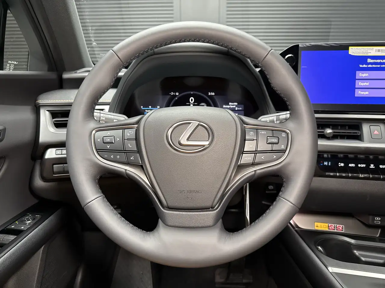 Lexus UX снимка Lexus UX