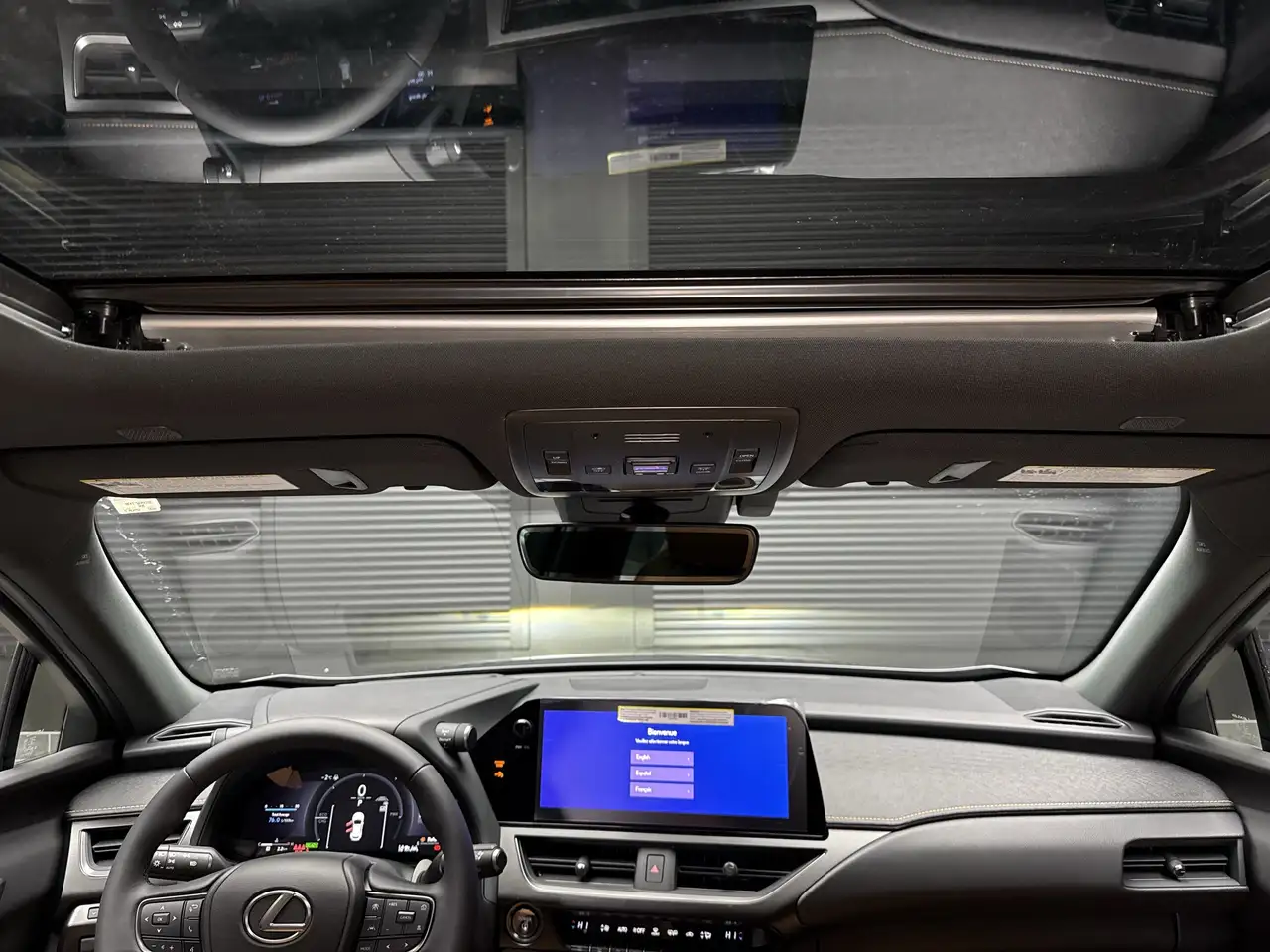 Lexus UX снимка Lexus UX