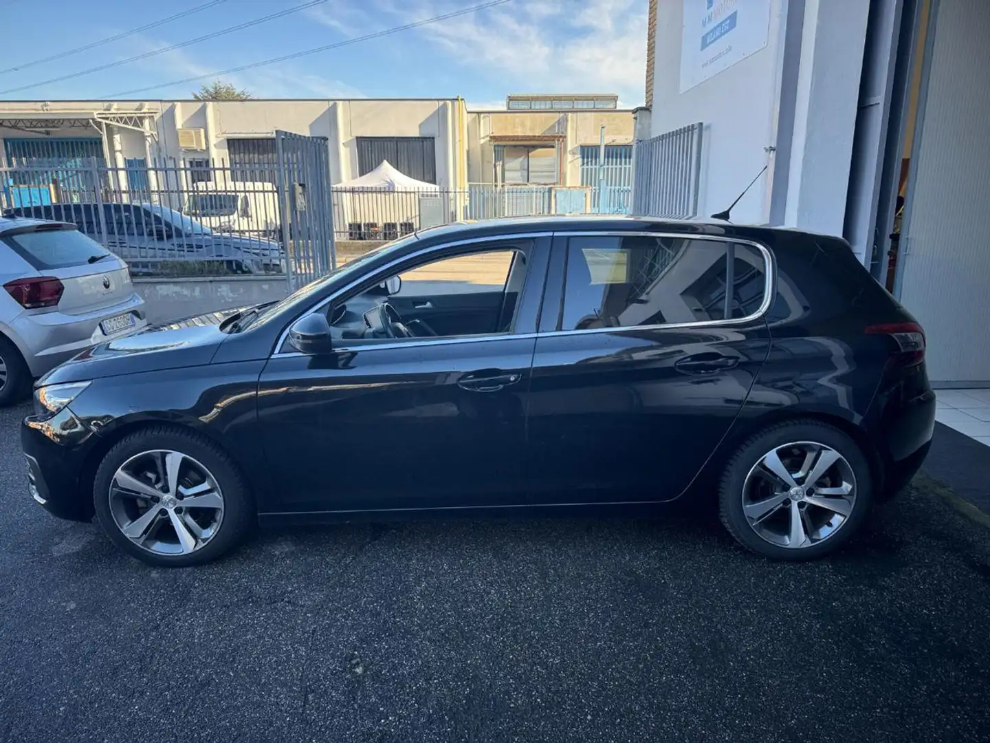 Peugeot 308 PureTech Turbo 130 S&S Allure UNICO PROPRIETARIO Noir - 2