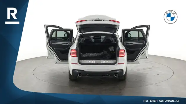 BMW X3 view 11