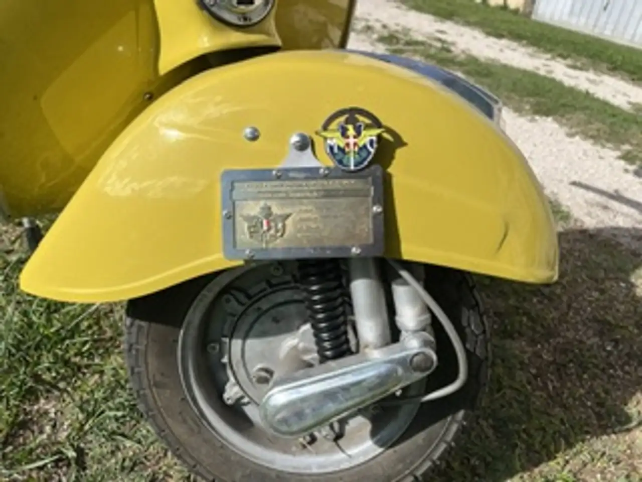 Vespa 180 Rally