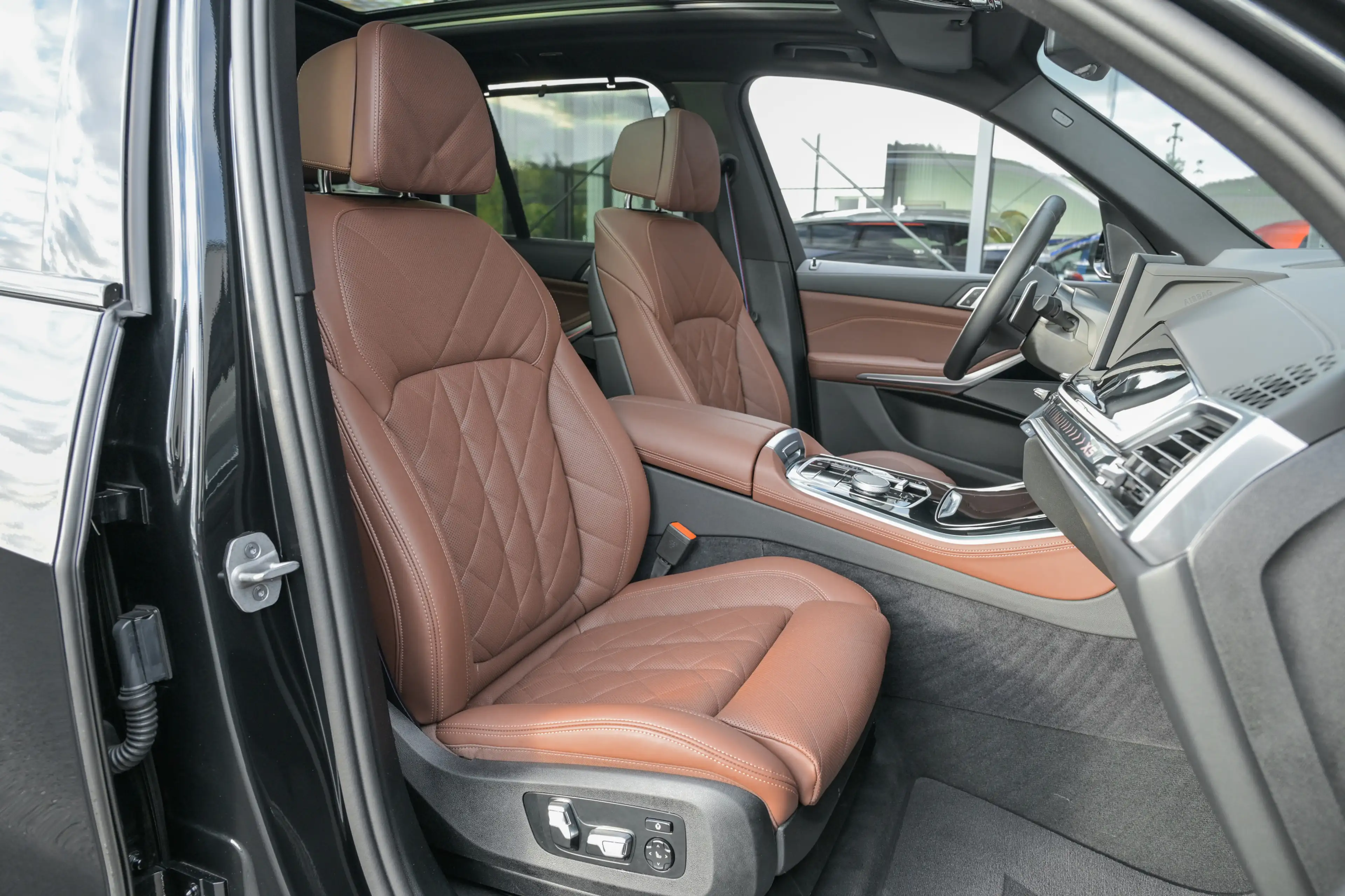 BMW X5 xDrive40i M Sport Pro *Pano Sky Lounge* AHK* — photo 14