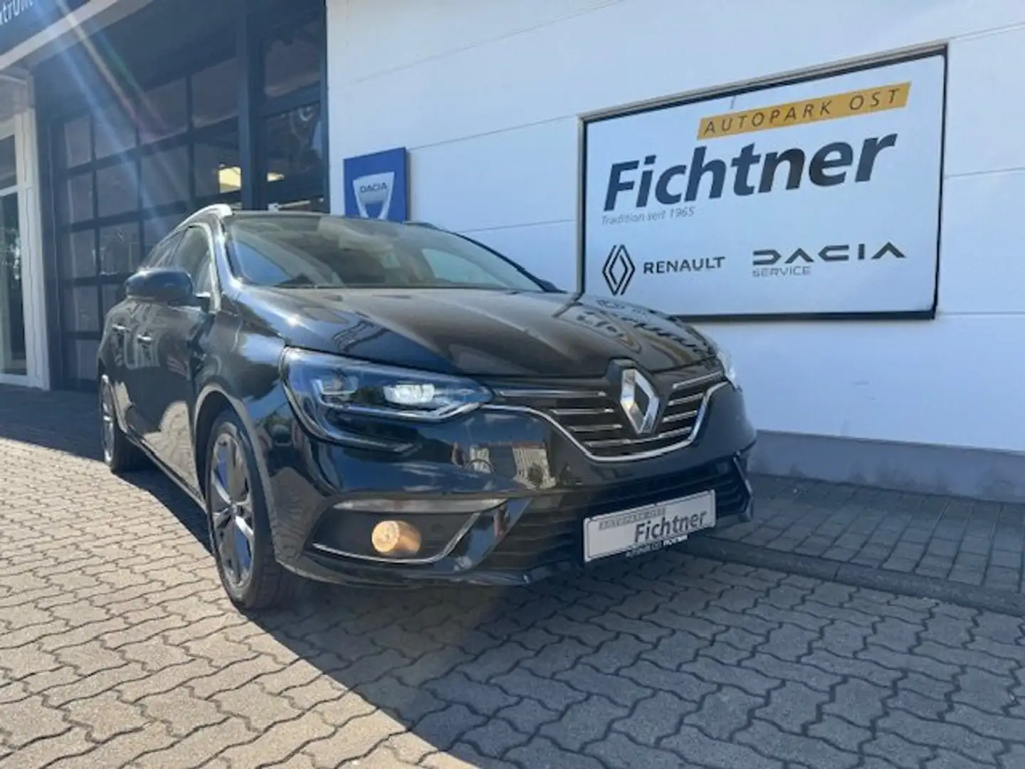 Renault Megane Symphony TCe 130 Head Up Anhängerkupplung Noir - 1