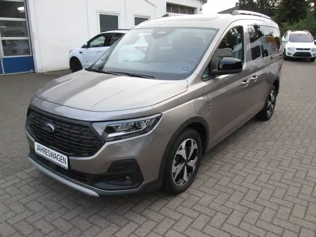 Ford Grand Tourneo Grand Tourneo Connect 1.5 EcoBoost PHEV Aut. ACTIVE