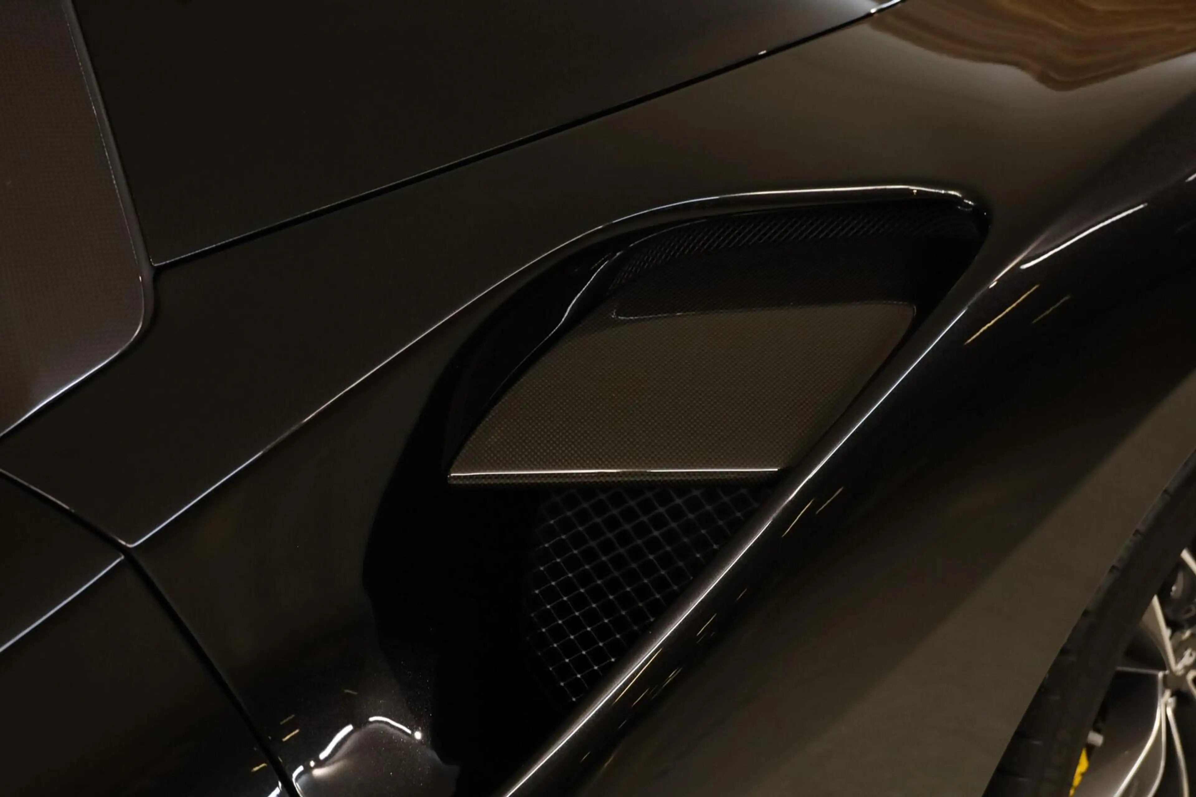 Ferrari 488 3.9 Spider HELE|Full Carbon|JBL|Lift|Pass Display| — photo 37