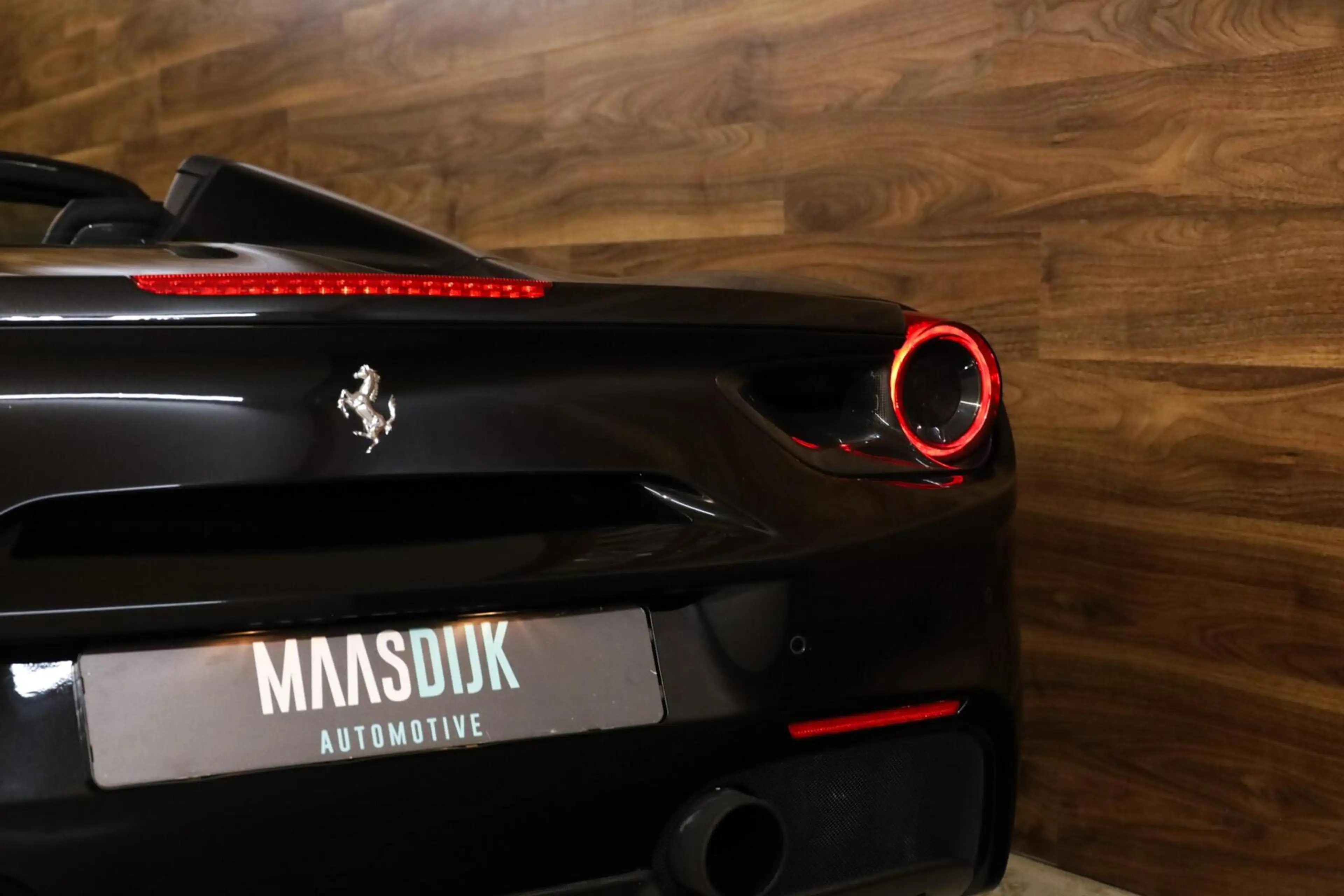 Ferrari 488 3.9 Spider HELE|Full Carbon|JBL|Lift|Pass Display| — photo 50