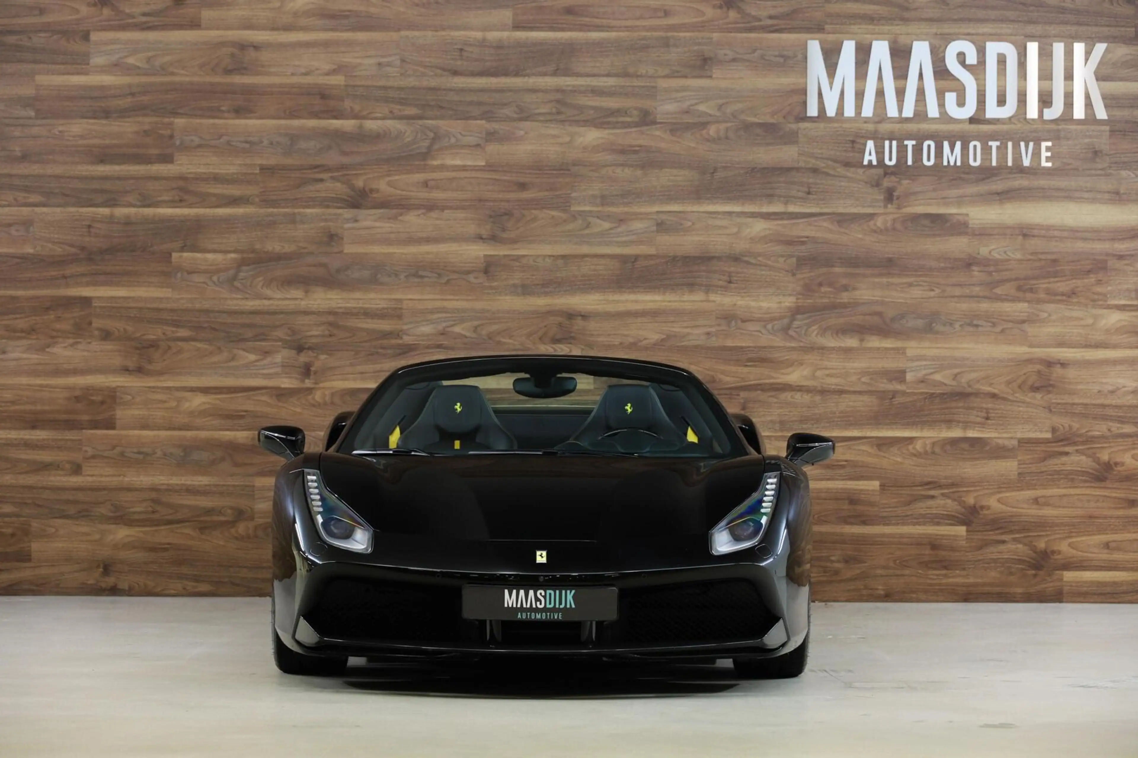 Ferrari 488 3.9 Spider HELE|Full Carbon|JBL|Lift|Pass Display| — photo 2