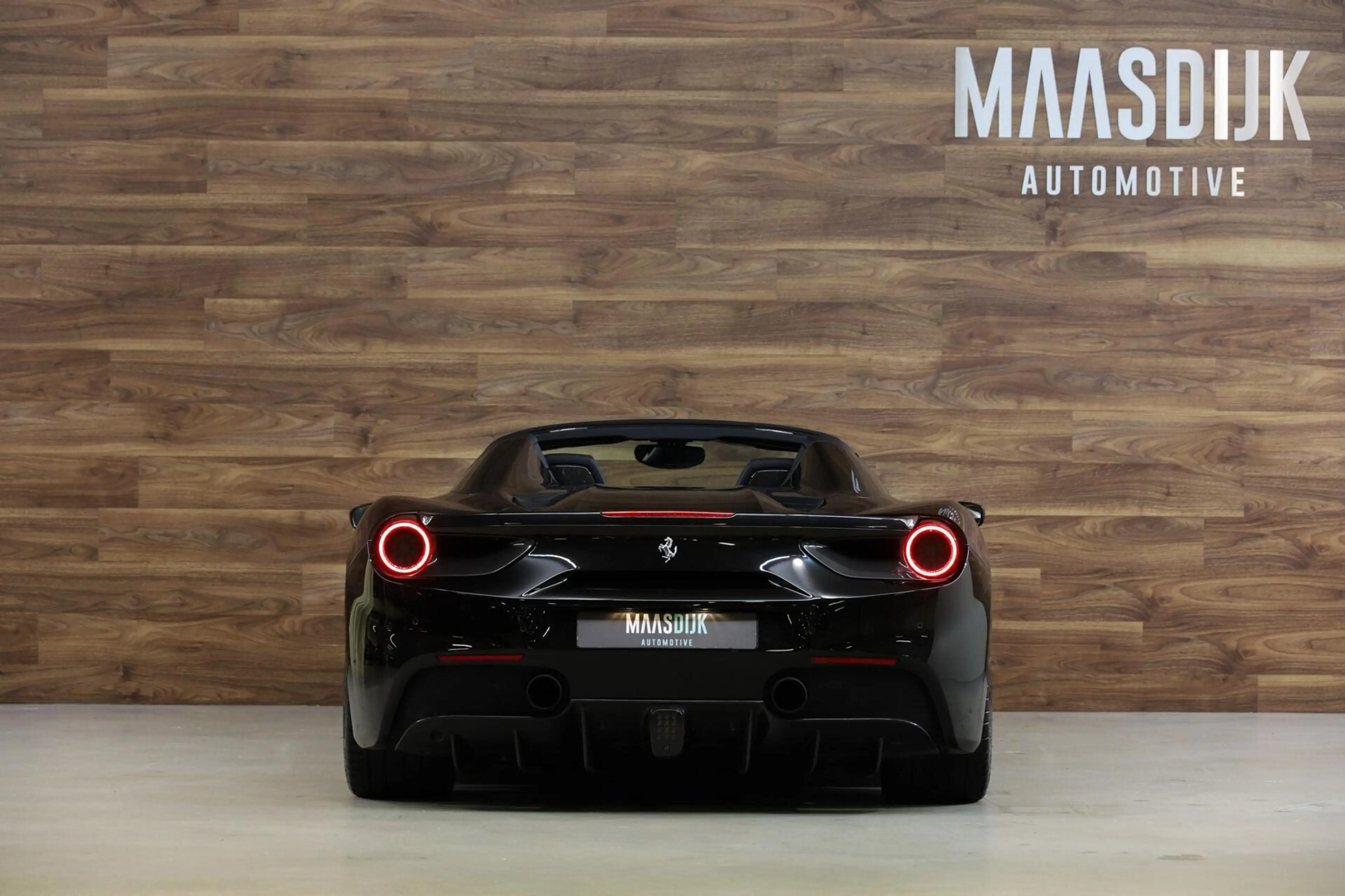 Ferrari 488 3.9 Spider HELE|Full Carbon|JBL|Lift|Pass Display| — photo 11