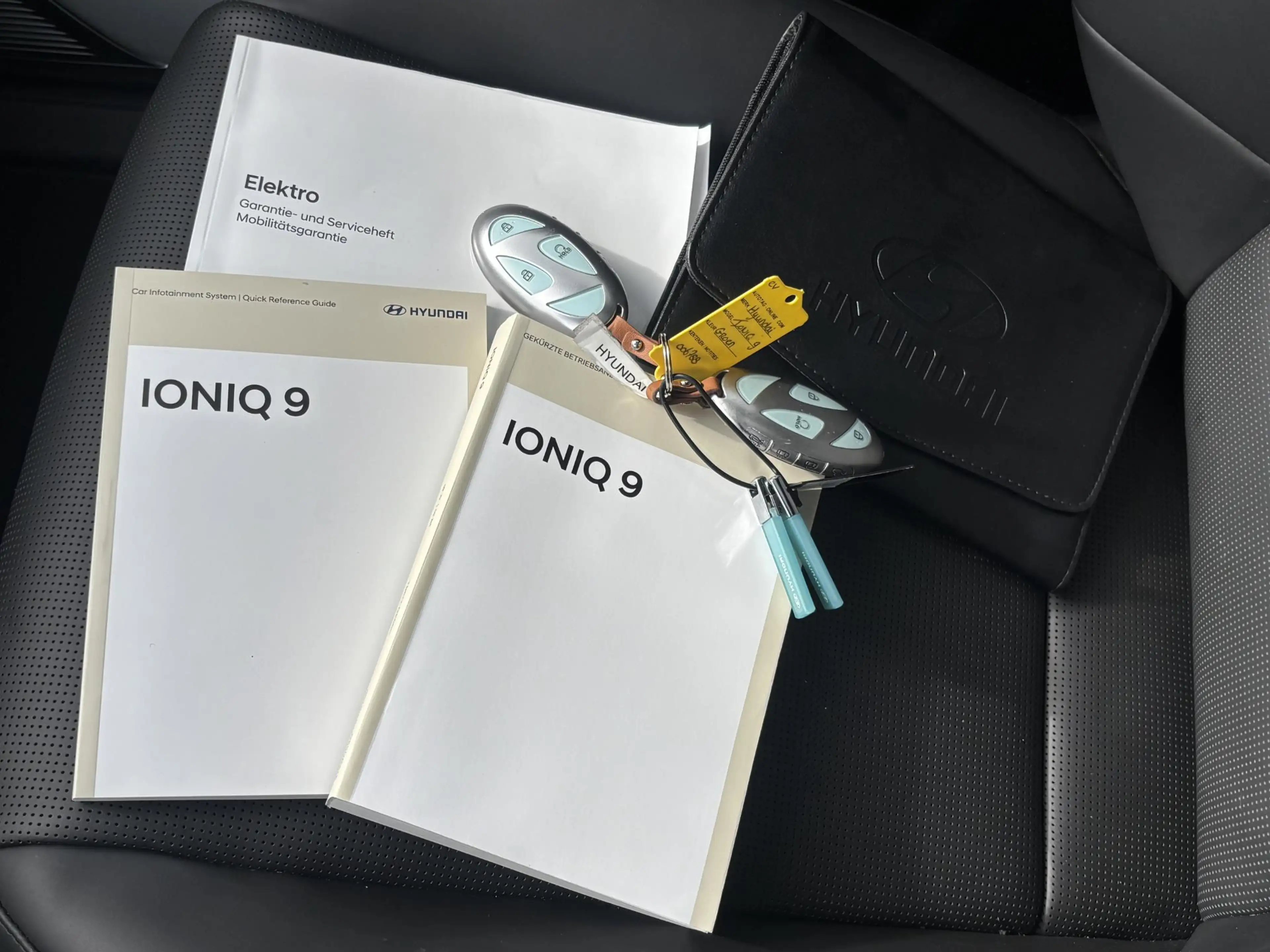 Hyundai IONIQ 9 Lounge AWD 6p. 110.3 kWh / Voor-achter stoelverwar — photo 5