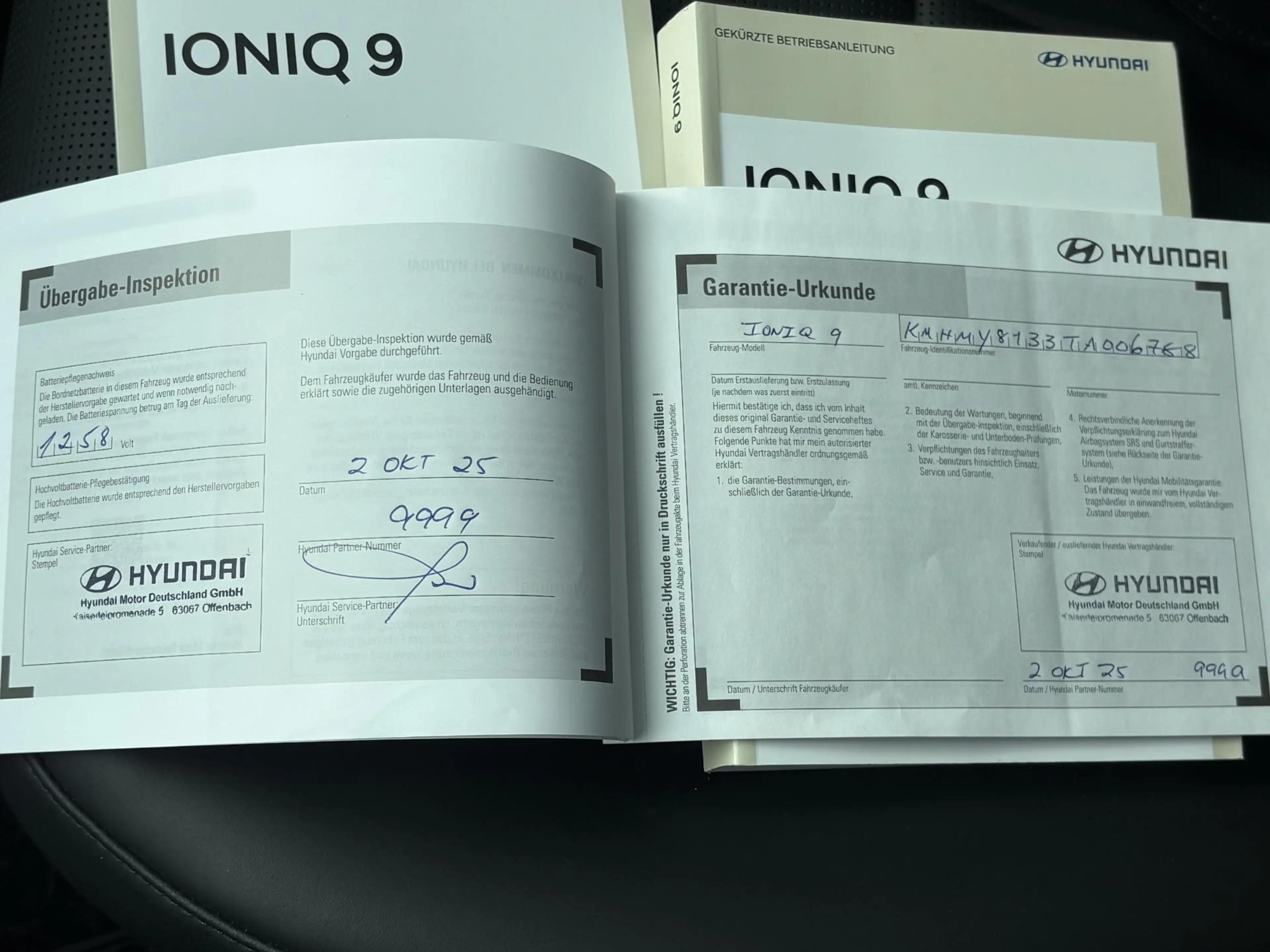 Hyundai IONIQ 9 Lounge AWD 6p. 110.3 kWh / Voor-achter stoelverwar — photo 6