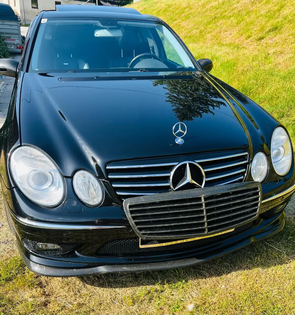 Mercedes-Benz E 55 AMG E 55 AMG Aut. AMG Černá - 2