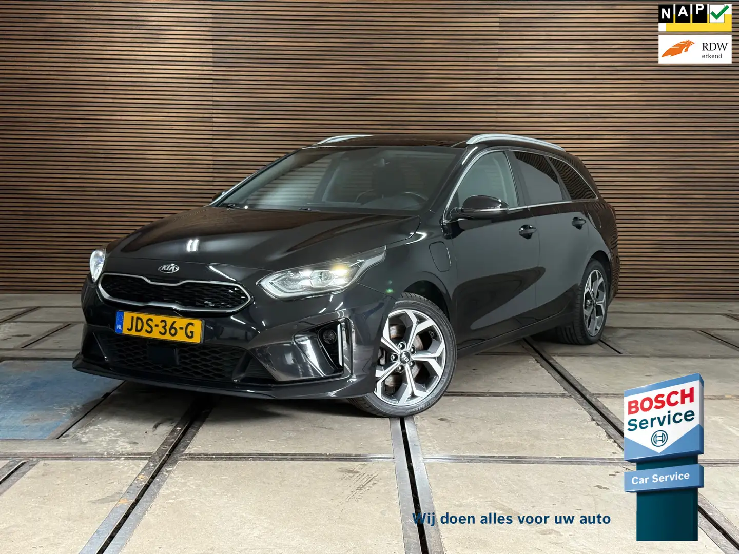 Kia Ceed SW / cee'd SW Sportswagon 1.6 GDI PHEV ExecutiveLine | Pano | Me Zwart - 1