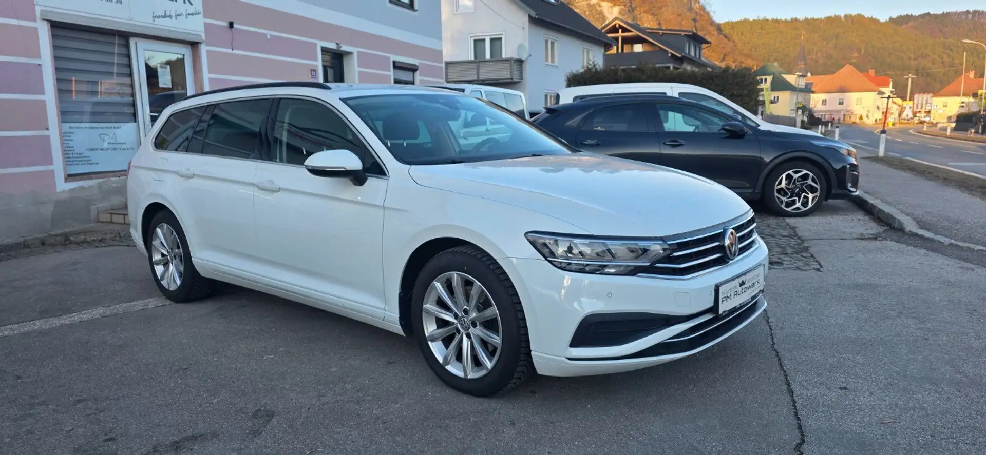 Volkswagen Passat Variant Business 2.0 TDI LED ACC Kamera Finanzierung Weiß - 2