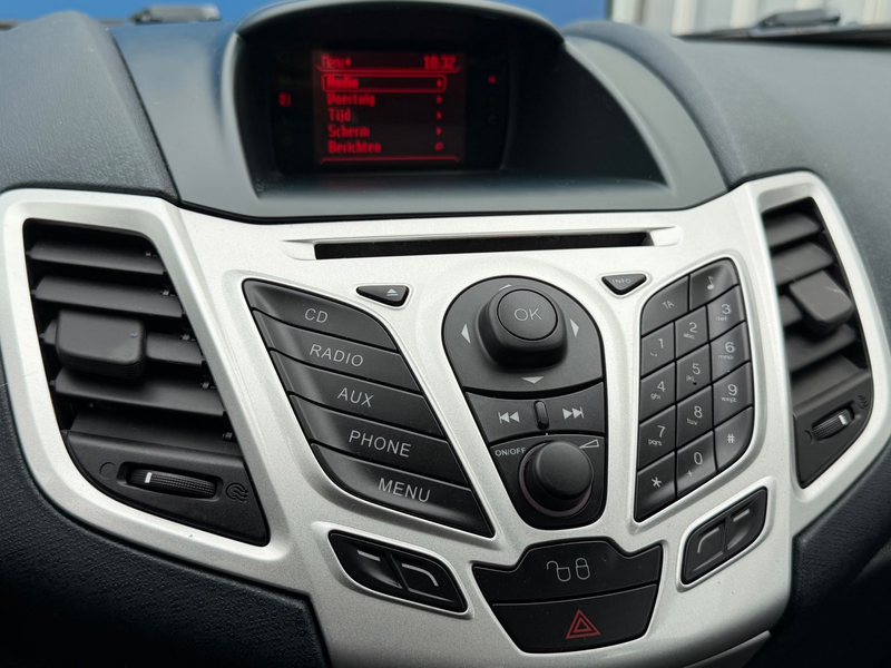 Ford Fiesta 1.4 Titanium|Distributie VV|NieuweAPK|Climate|Crui — photo 23