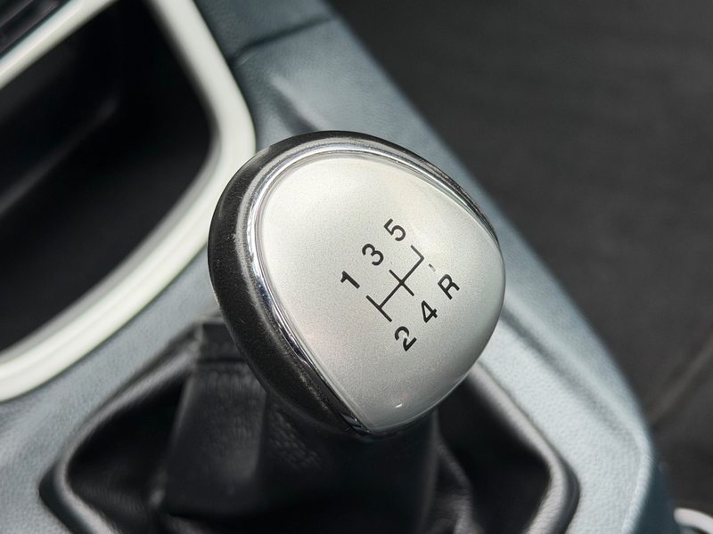 Ford Fiesta 1.4 Titanium|Distributie VV|NieuweAPK|Climate|Crui — photo 25