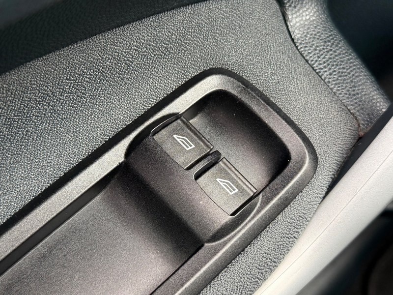 Ford Fiesta 1.4 Titanium|Distributie VV|NieuweAPK|Climate|Crui — photo 32