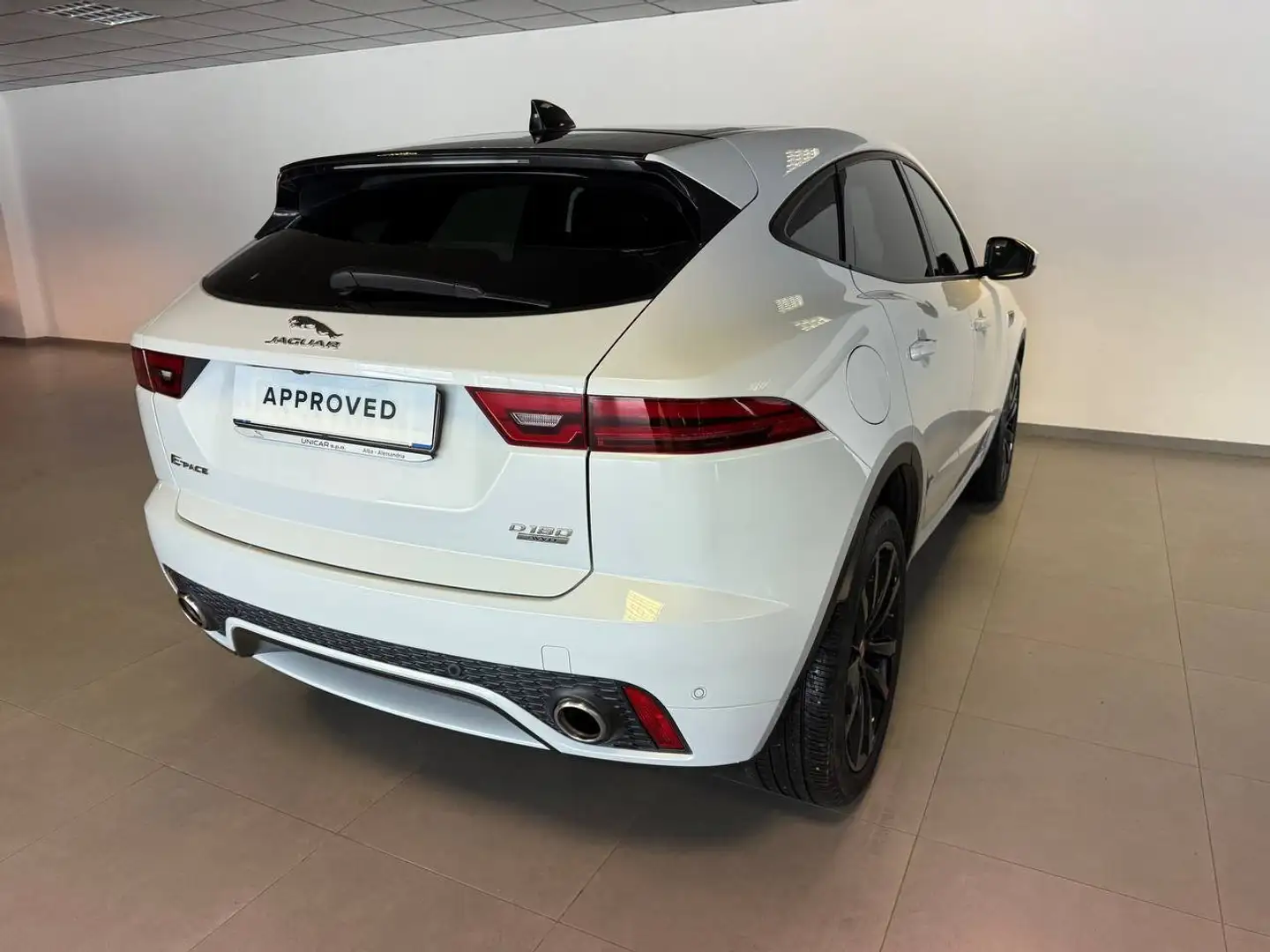 Jaguar E-Pace E-Pace 2.0d R-Dynamic S awd 180cv 24 MESI APPROVED Blanco - 2