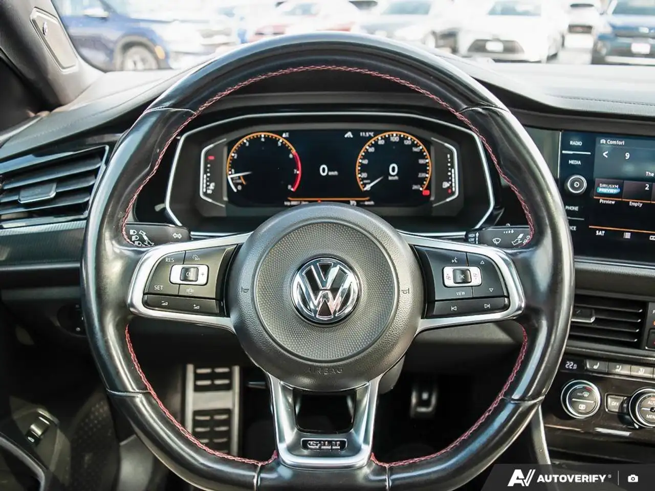 Volkswagen Jetta снимка Volkswagen Jetta