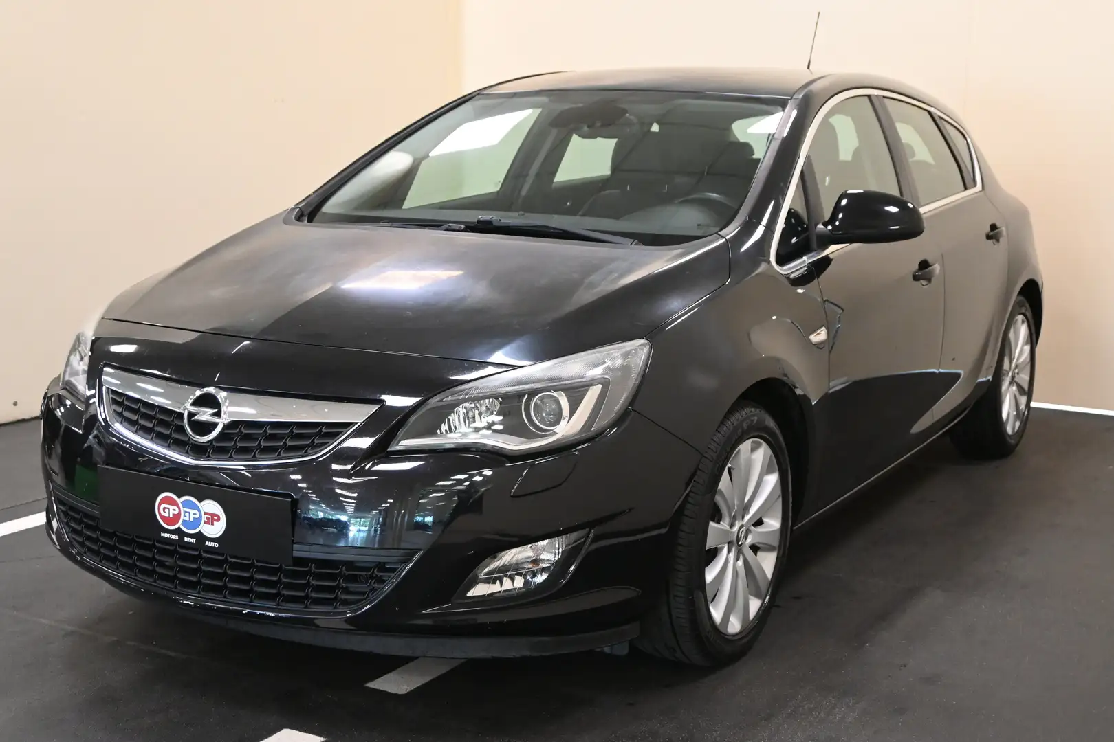 Opel Astra 5p 1.4 t Cosmo 140cv Zwart - 2