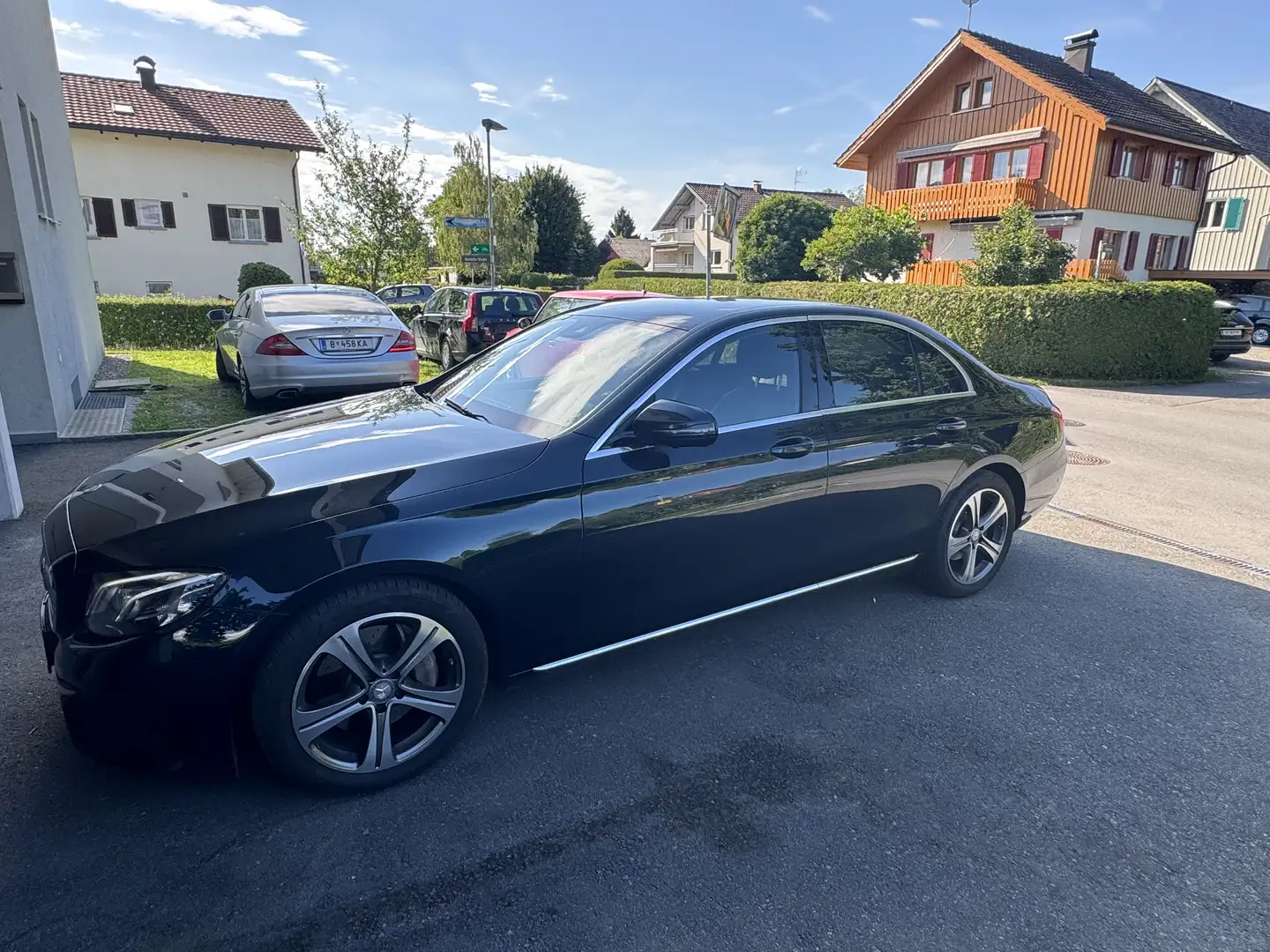 Mercedes-Benz E 220 d Avantgarde Aut. - 2