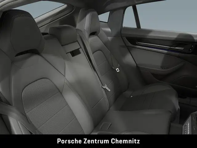 Porsche Panamera view 6