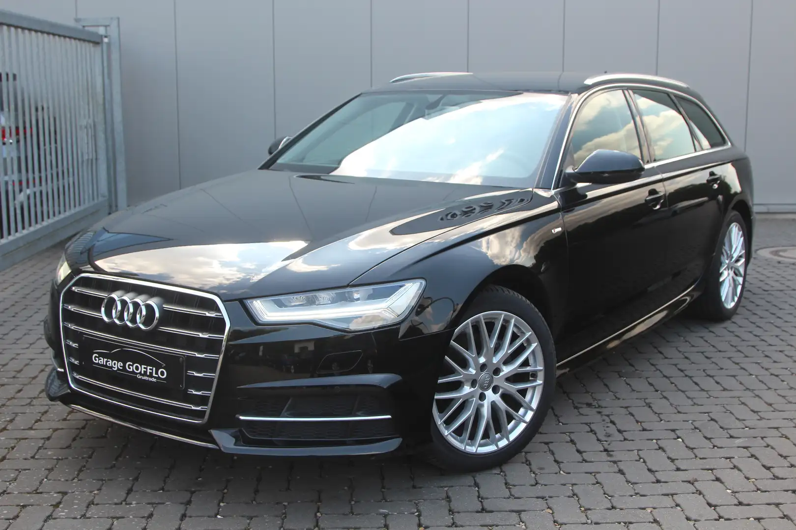 Audi A6 Avant 1.8 TFSI S-line S-tronic - 60.120KM - 2017 Noir - 1
