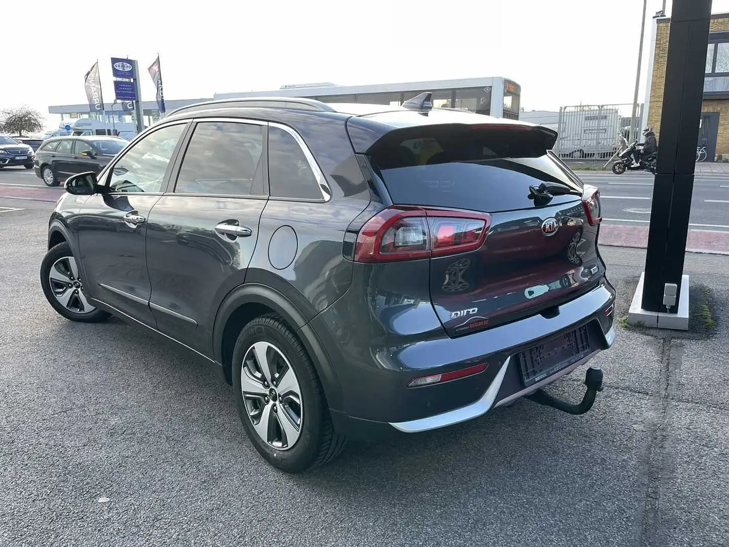 Kia Niro HEV 1.6 Fusion Azul - 2