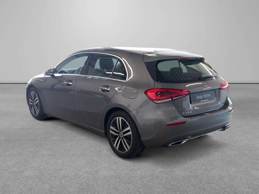 Mercedes-Benz A 250